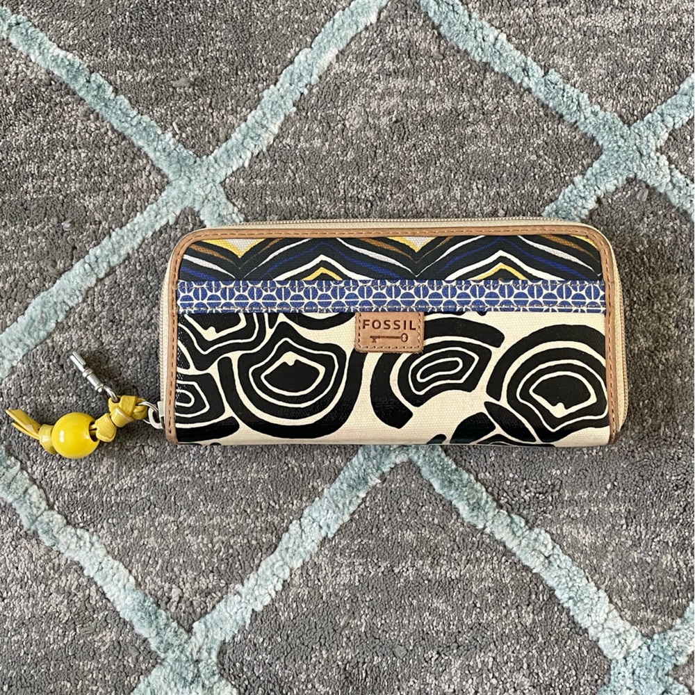 Fossil Key-Per Abstract Wallet For Women - image 1